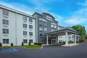 Spark By Hilton Walker Grand Rapids North