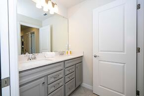 Family Friendly 5Bd Close to Disney Windsor Cay 1269