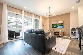 Family Friendly 5Bd Close to Disney Windsor Cay 1269