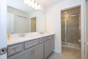 Family Friendly 5Bd Close to Disney Windsor Cay 1269