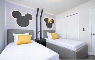 Family Friendly 5Bd Close to Disney Windsor Cay 1269