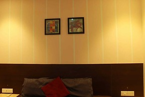 RoadSide Rest Suites and Restaurant