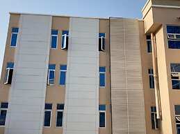 Sarina Suites and Apartments