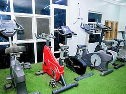 Sarina Suites and Apartments