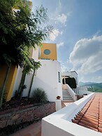 Casa Amarilla Guanajuato