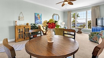 2BR Condo w/ Pool & Lagoon View
