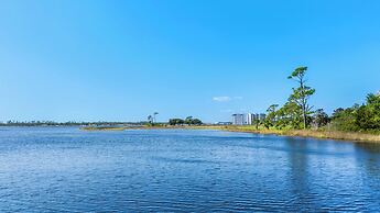 2BR Condo w/ Pool & Lagoon View