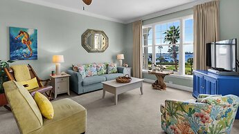 2BR Condo w/ Pool & Lagoon View