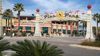 2BR Condo w/ Pool & Lagoon View