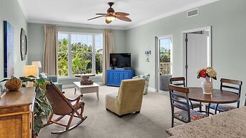 2BR Condo w/ Pool & Lagoon View