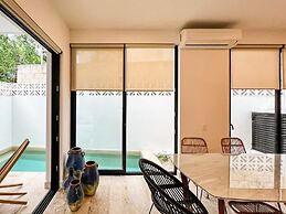 Amazing House With Private Pool in La Veleta