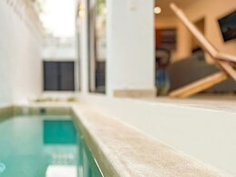 Amazing House With Private Pool in La Veleta