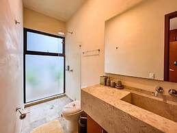 Amazing House With Private Pool in La Veleta