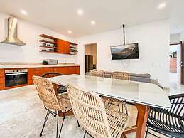 Amazing House With Private Pool in La Veleta