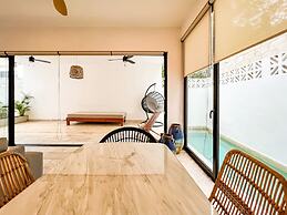 Amazing House With Private Pool in La Veleta