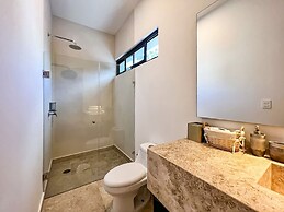 Amazing House With Private Pool in La Veleta