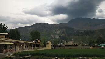 Breeze Inn Hotel & Restaurant