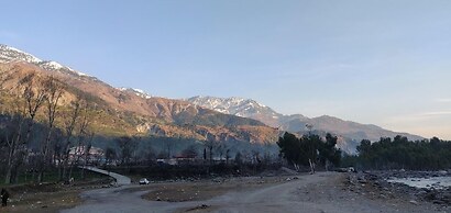 Breeze Inn Hotel & Restaurant