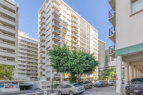 2BR/2BA Condos in Kuhio at Waikiki with Parking!