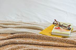 2BR/2BA Condos in Kuhio at Waikiki with Parking!