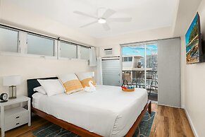 2BR/2BA Condos in Kuhio at Waikiki with Parking!