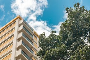 2BR/2BA Condos in Kuhio at Waikiki with Parking!