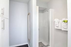 2BR/2BA Condos in Kuhio at Waikiki with Parking!