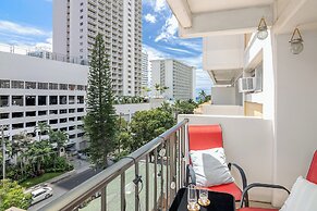 2BR/2BA Condos in Kuhio at Waikiki with Parking!
