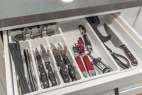 2BR/2BA Condos in Kuhio at Waikiki with Parking!