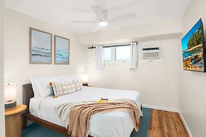 2BR/2BA Condos in Kuhio at Waikiki with Parking!