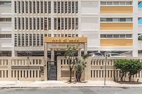 2BR/2BA Condos in Kuhio at Waikiki with Parking!