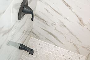 2BR/2BA Condos in Kuhio at Waikiki with Parking!