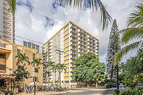 2BR/2BA Condos in Kuhio at Waikiki with Parking!