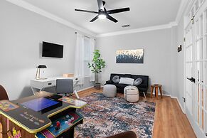 Incredible Heated Pool Tub Gameroom