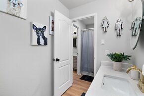 Incredible Heated Pool Tub Gameroom