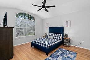 Incredible Heated Pool Tub Gameroom