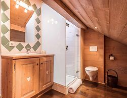 Quietly Located Chalets With Hammam