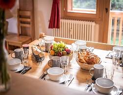 Quietly Located Chalets With Hammam