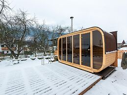 Farmhouse With Swimming Pond and hot tub