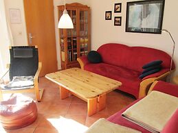 Doppelhaushaelfte mit Windgeschuetzter Terrasse