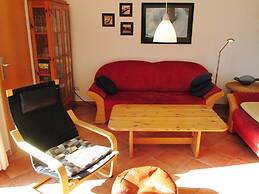 Doppelhaushaelfte mit Windgeschuetzter Terrasse