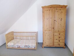 Doppelhaushaelfte mit Windgeschuetzter Terrasse