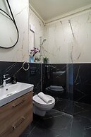 Modern Studios on Mihail Kogalniceanu