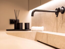 Premium Holiday Apartment With Sauna and Garden