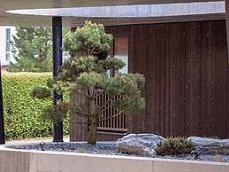 Premium Holiday Apartment With Sauna and Garden