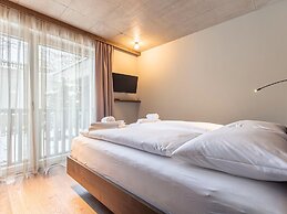 Premium Holiday Apartment With Sauna and Garden