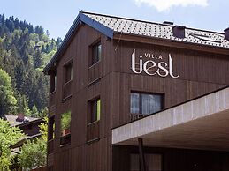 Premium Holiday Apartment With Sauna and Garden