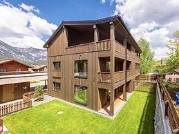 Premium Holiday Apartment With Sauna and Garden