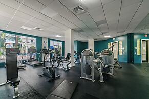 Ocean Peace of Mind - Beachfront Condo With Pool & Gym