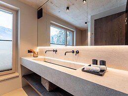 Premium Holiday Apartment With Balcony and Sauna